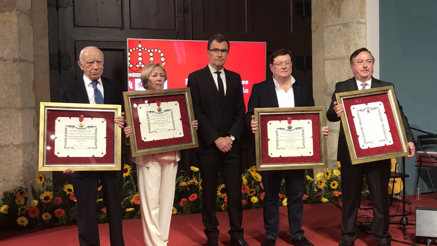 El Ayuntamiento de Murcia nombra a Mari Trini Hija Predilecta de la Ciudad a título póstumo