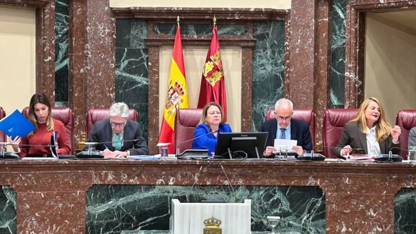 Fracasa el consenso en el pleno de la Asamblea sobre el trasvase con cruce de acusaciones de PP y Vox y rechazo de la izquierda