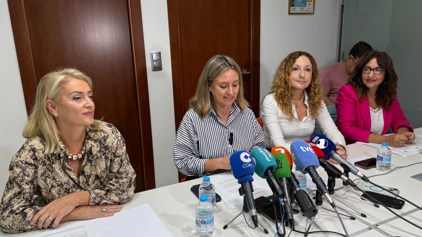 Al menos 35 mujeres denuncian fallos en las pulseras antimaltrato en la Región de Murcia