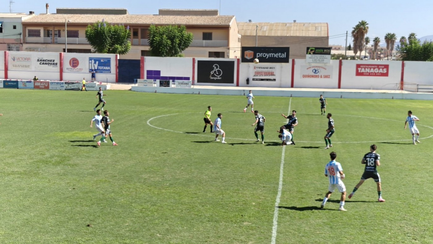 La Unión rescata un punto ante el Xerez (1-1)
