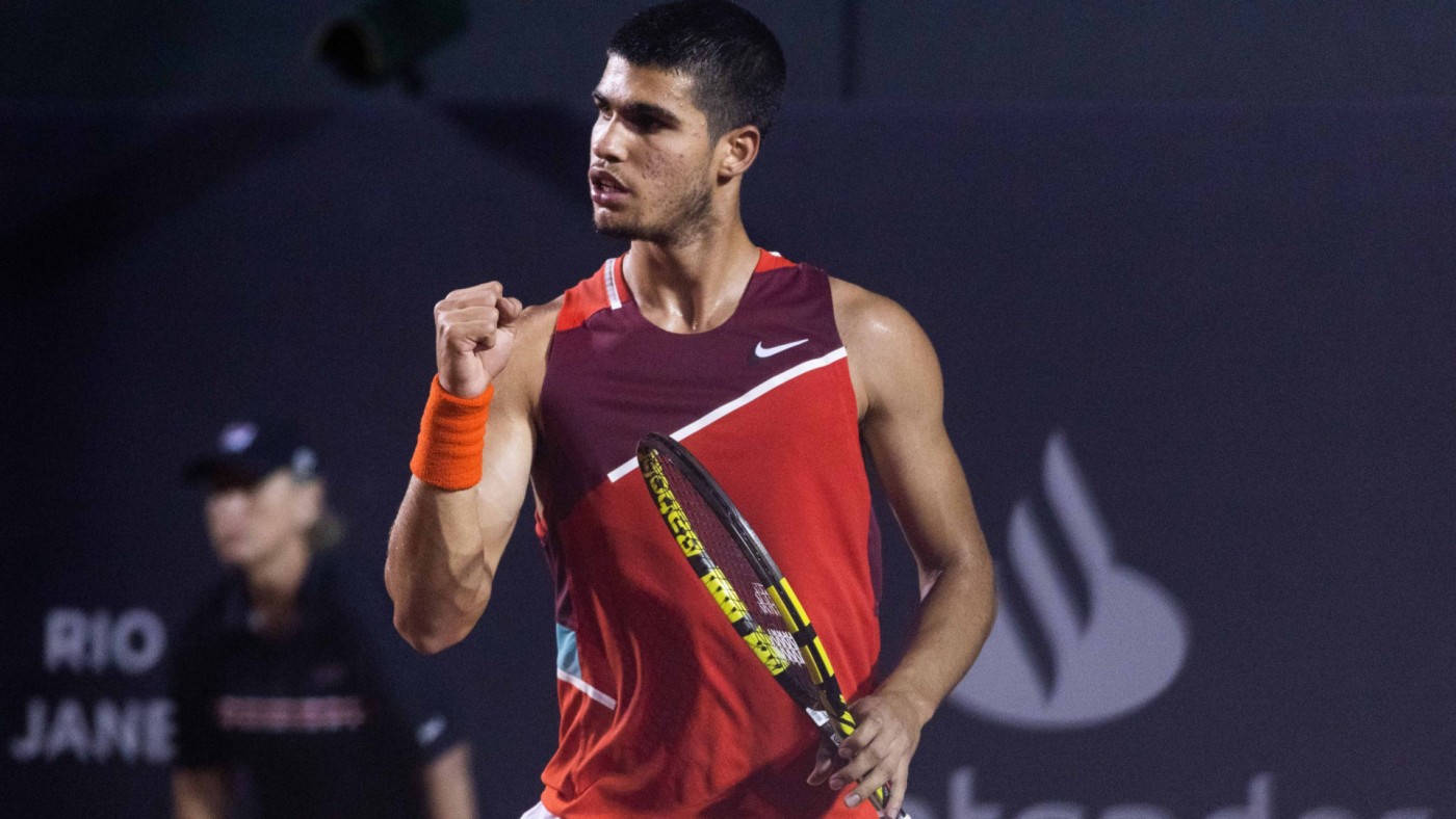 Carlos Alcaraz se hace más grande y jugará hoy la final de Río de Janeiro
