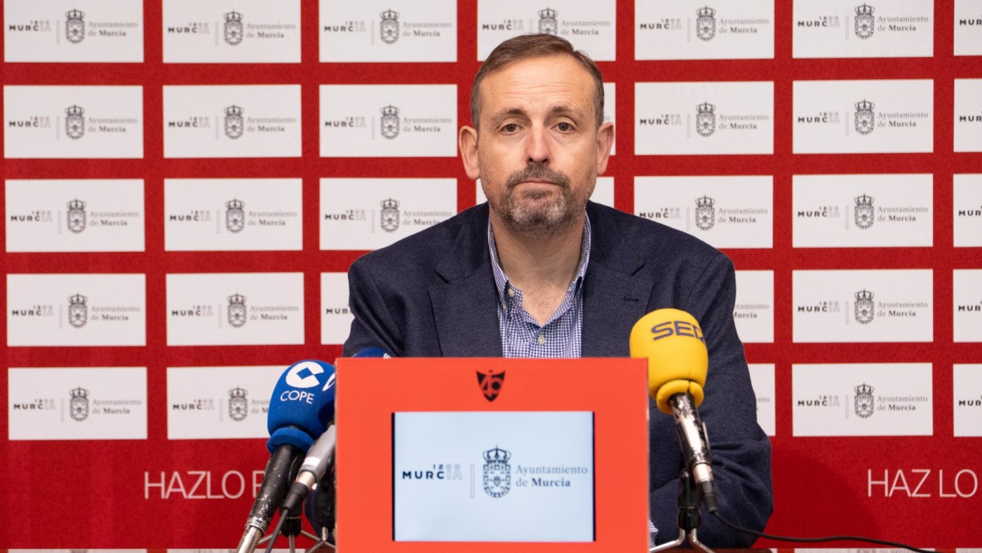 Alejandro Gómez: "No vivo con cobardía la posible salida de un jugador"