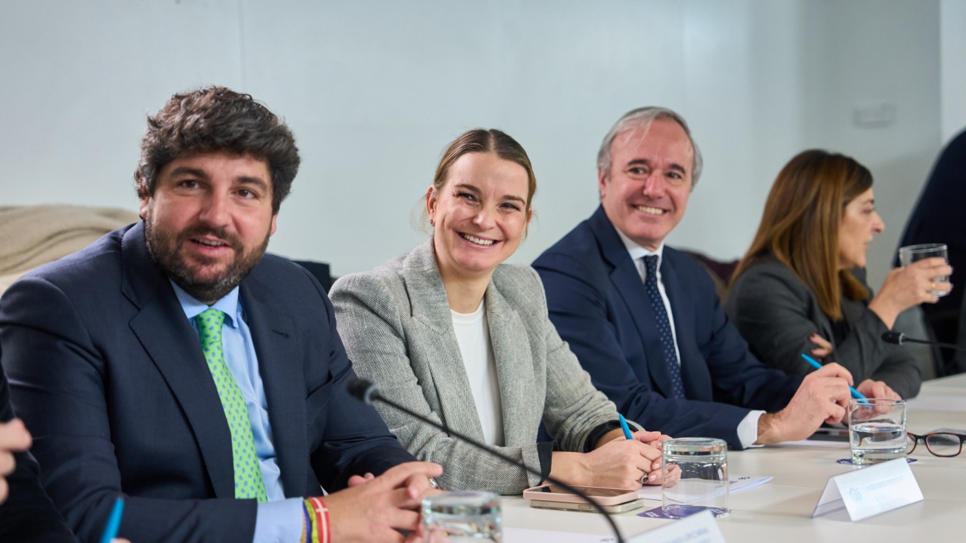 López Miras dice que el PP no aceptará un "trágala" con los decretos anti-crisis