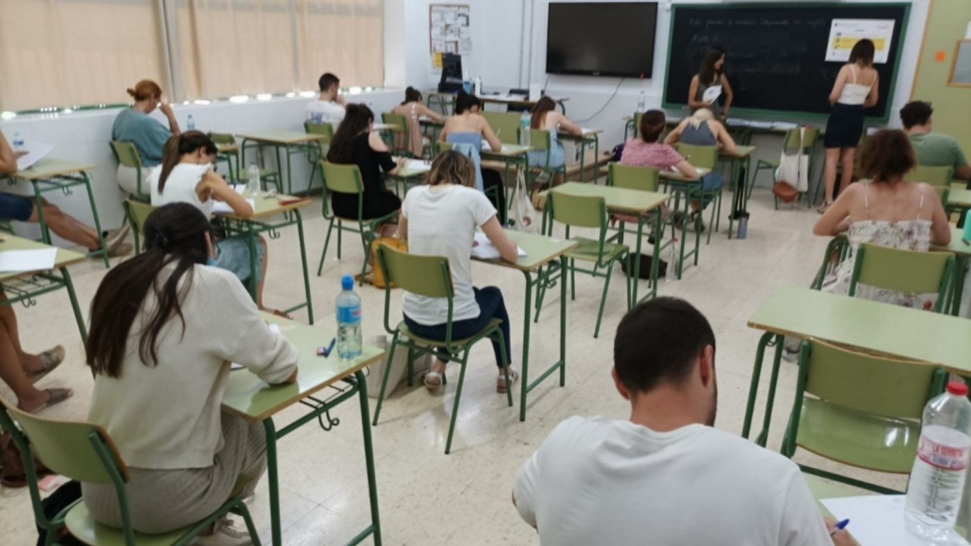 Docentes interinos consideran "vergonzosa" la convocatoria de 266 plazas por concurso de méritos en Educación