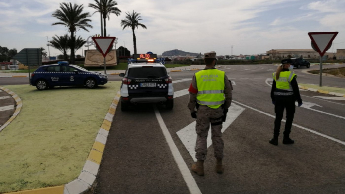 Uno de los controles en un municipio costero esta Semana Santa