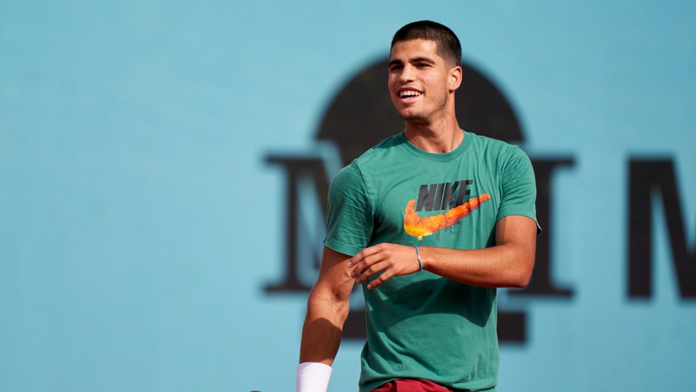 Carlos Alcaraz desata la locura en su entrenamiento con Djokovic