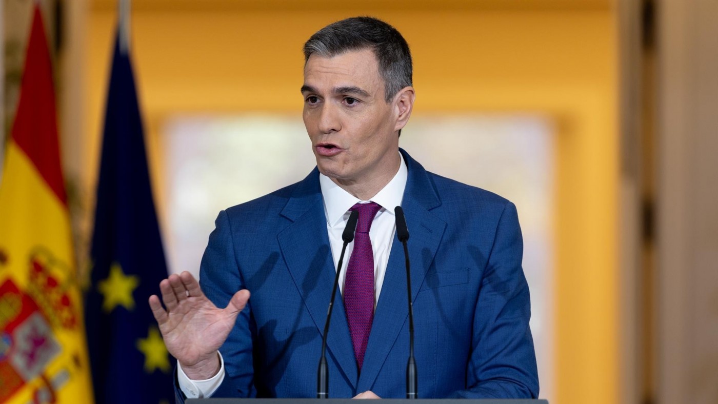 Sánchez subraya que la competencia para "expulsar a migrantes compete a la Administración central"