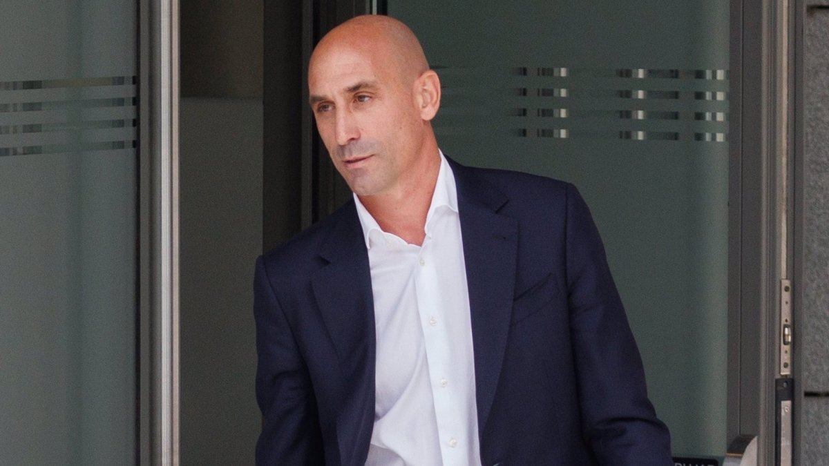 The Civil Guard releases Luis Rubiales, awaiting the summons before the judge