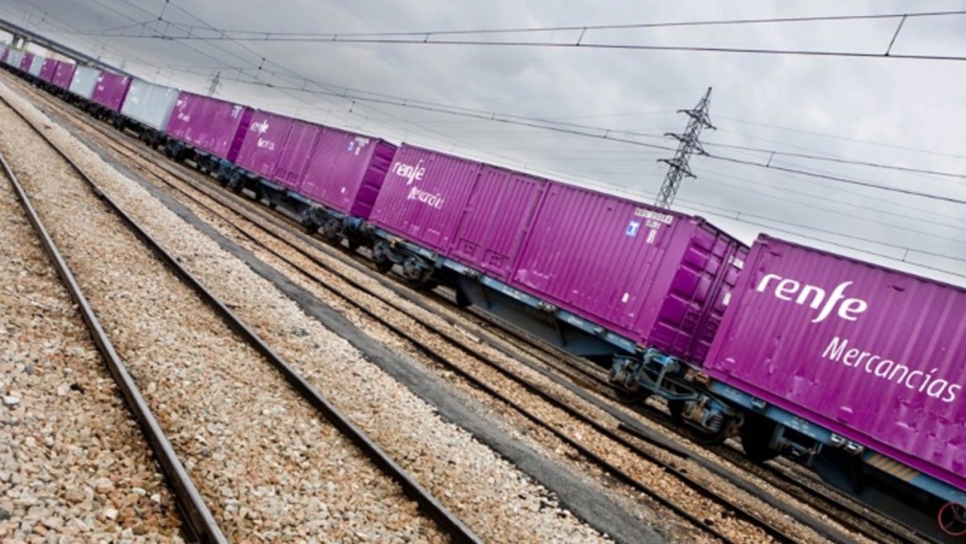 FERRMED propone un tren-camión inteligente para modernizar el transporte de mercancías en Europa