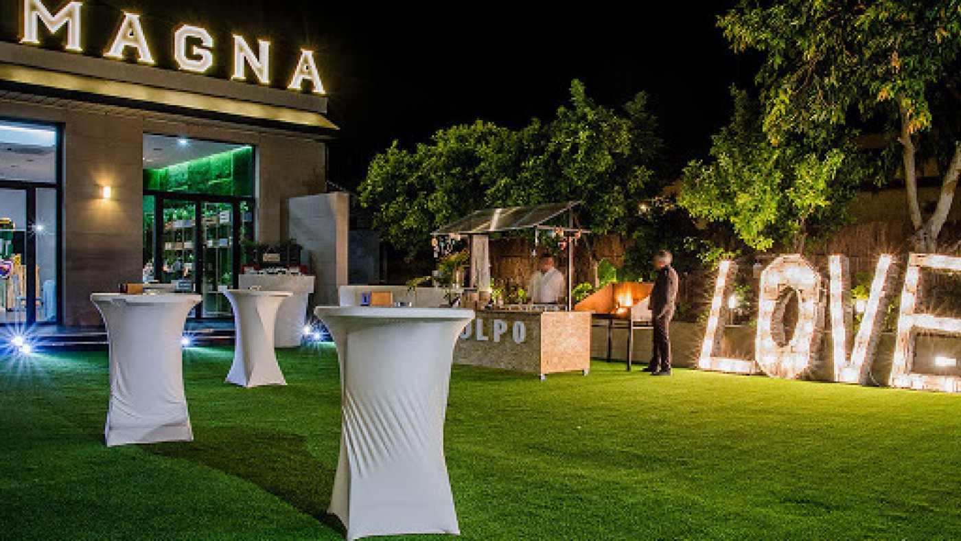 Salón de celebraciones Magna Garden. MAGNA GARDEN