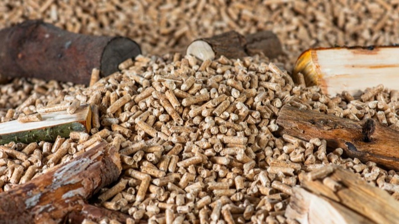 Bajan las temperaturas en el noroeste y sube la venta de leña