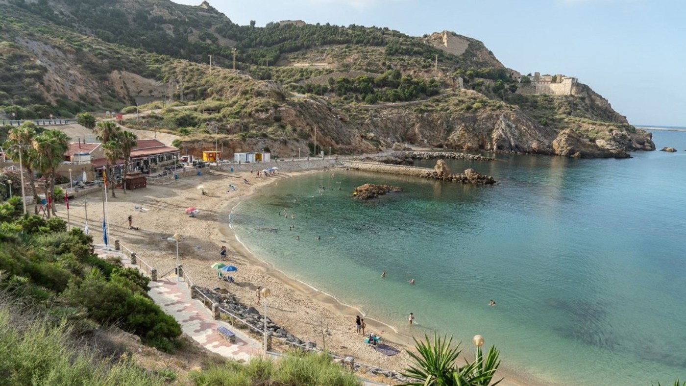 Cala Cortina se convierte en un set de rodaje 