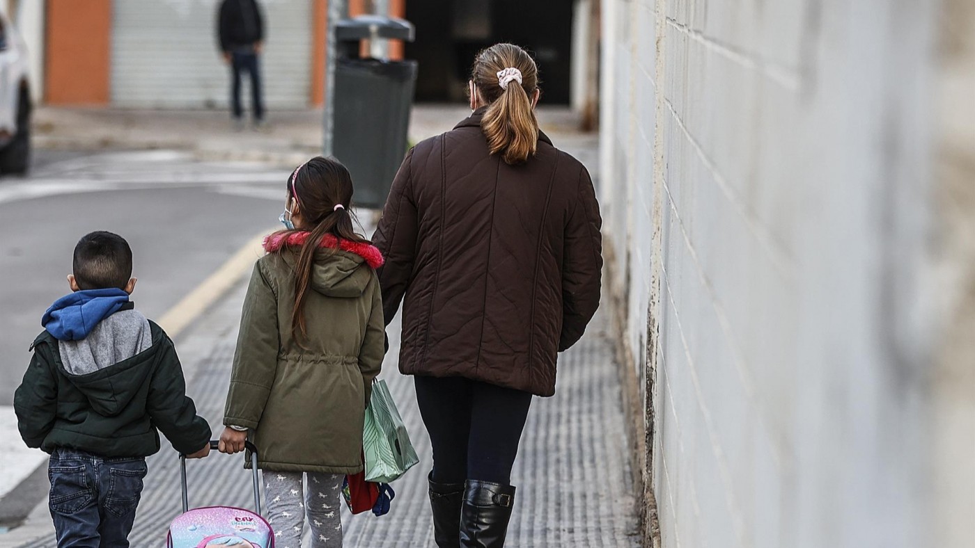 El Gobierno aprueba una ley de servicios sociales con prestaciones mínimas para todo el territorio