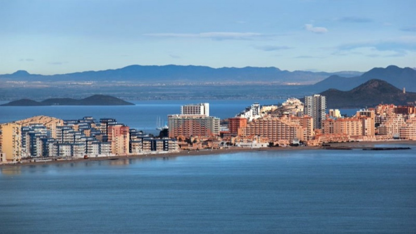 El PP propone rebajar sanciones y facilitar subvenciones en la ley de Protección del Mar Menor