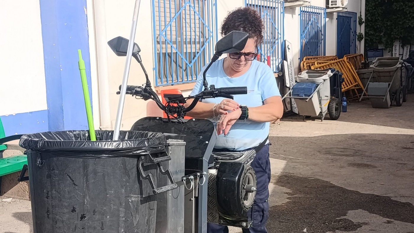 Jumilla prueba relojes inteligentes para prevenir golpes de calor entre los trabajadores municipales
