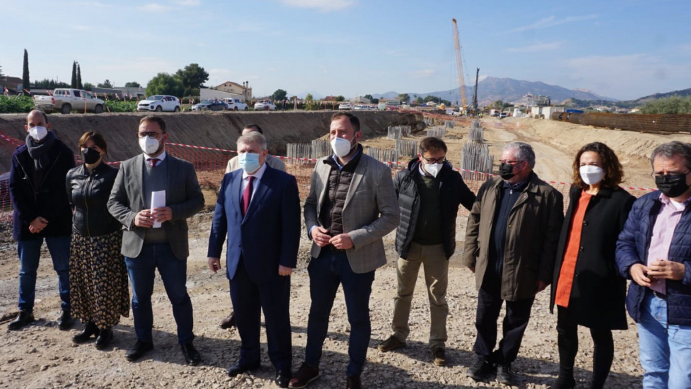 Vélez asegura que las obras del AVE en Lorca estarán terminadas en el plazo previsto