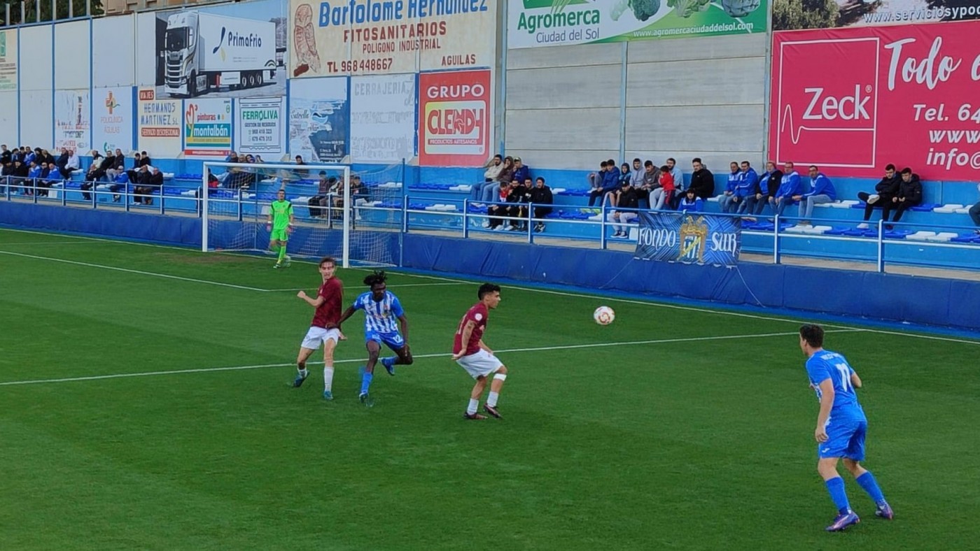 El Águilas B sigue imparable y vence al UCAM B (3-0)