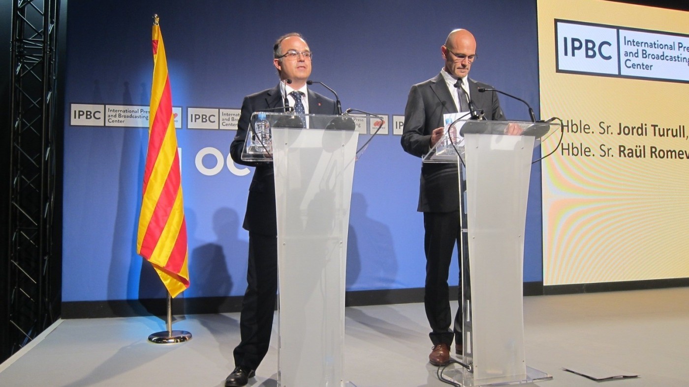 La Generalitat anuncia que han votado 2,2 millones de personas y que el 'sí' a la independencia gana con el 90%