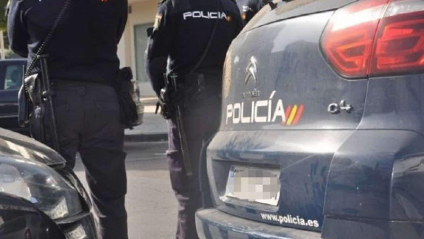 Cuatro encapuchados asaltan una vivienda en una urbanización de Molina y agreden sexualmente a su moradora