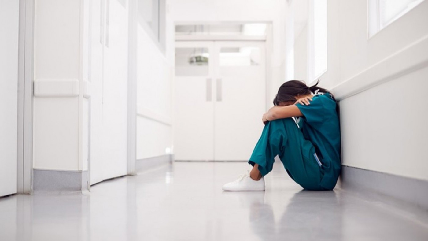 Agresión a un médico en el consultorio de Santa Cruz tras negarle una baja médica
