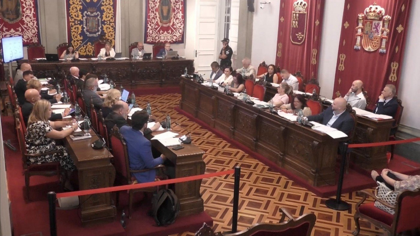 El Ayuntamiento de Cartagena congela el IBI para viviendas habituales y sube el impuesto a los vehículos 