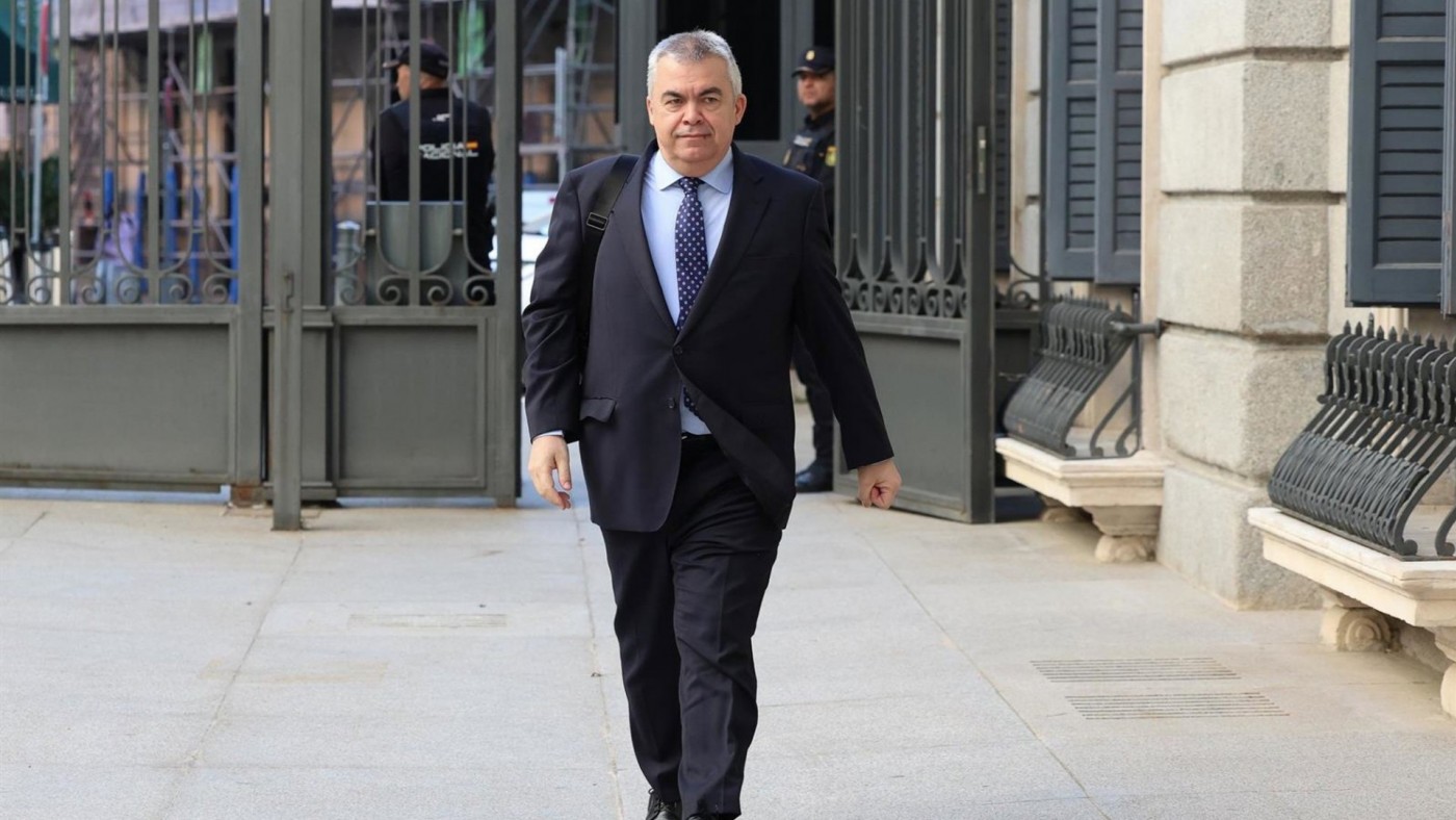 Cerdán reconoce dos reuniones con Leire Díez y que ella le llamó al salir de prisión