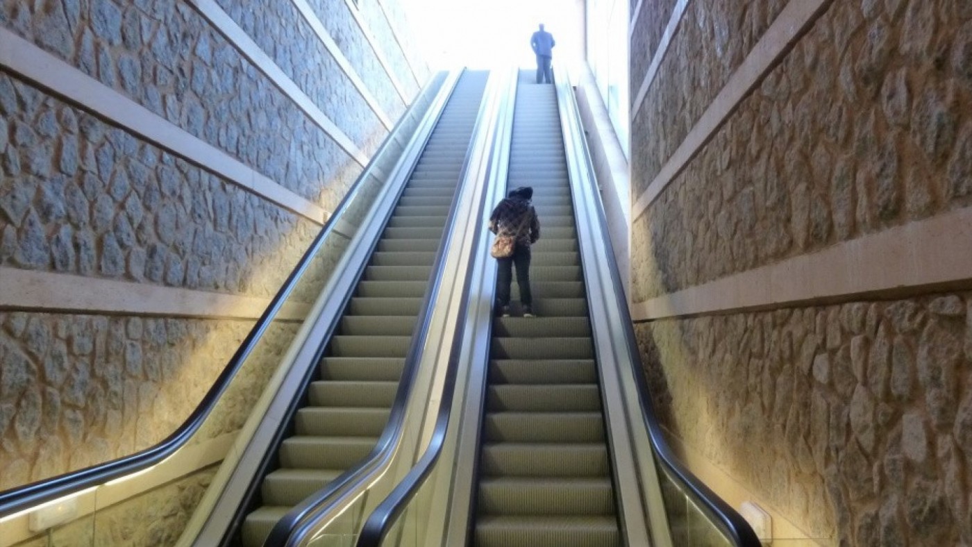 Heridos leves 6 turistas de Águilas al caerse en unas escaleras mecánicas de Toledo
