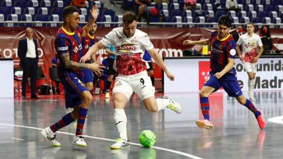 Rafa Santos, en un lance del partido contra el Barça