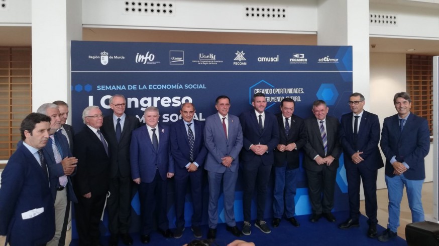 El Presidente del CES aboga en Murcia por el cooperativismo para hacer frente a la crisis