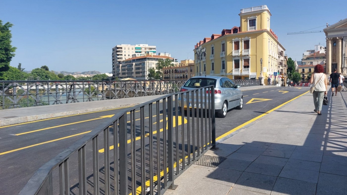 El Ayuntamiento de Murcia abre al tráfico el Puente Viejo