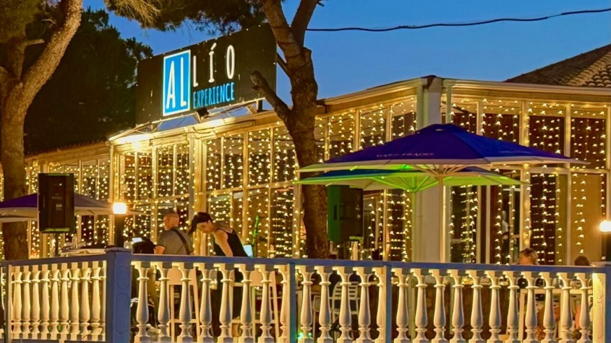 Cartagena rinde tributo a su historia y sabor: del homenaje a Víctor Beltrí a los secretos del restaurante "Al Lío"