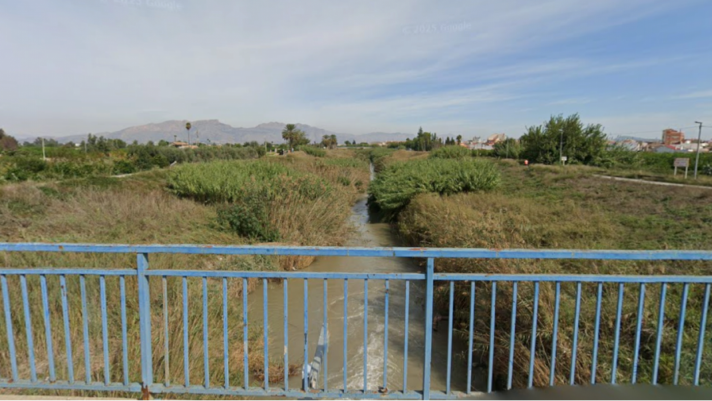 Continúa la búsqueda de la persona que cayó al río Segura