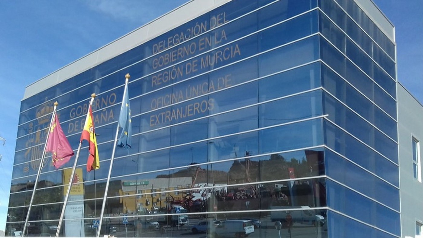 Reforzarán Extranjería en Murcia con 7 trabajadores pero quedarán vacantes sin cubrir