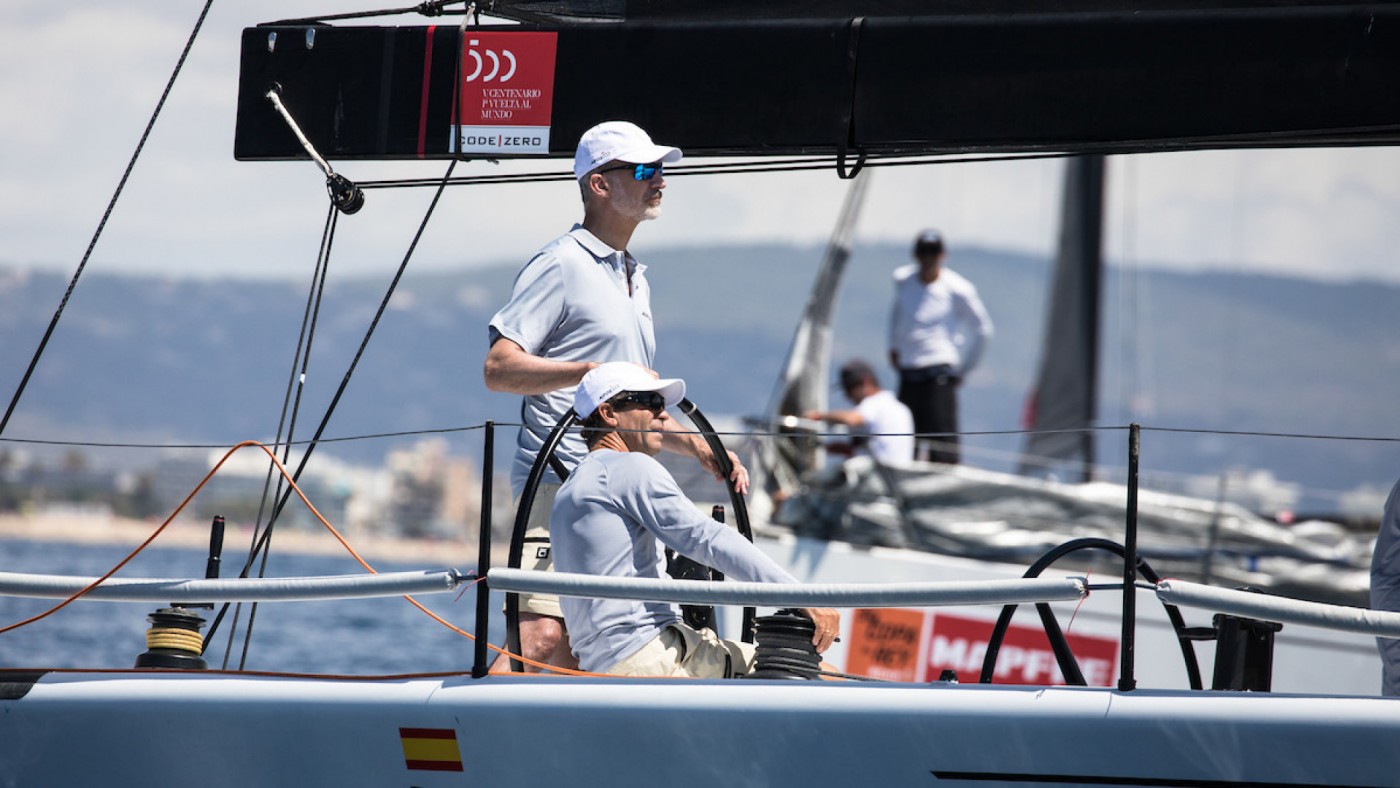 El Rey Felipe VI participa en la competición de ORC 1
