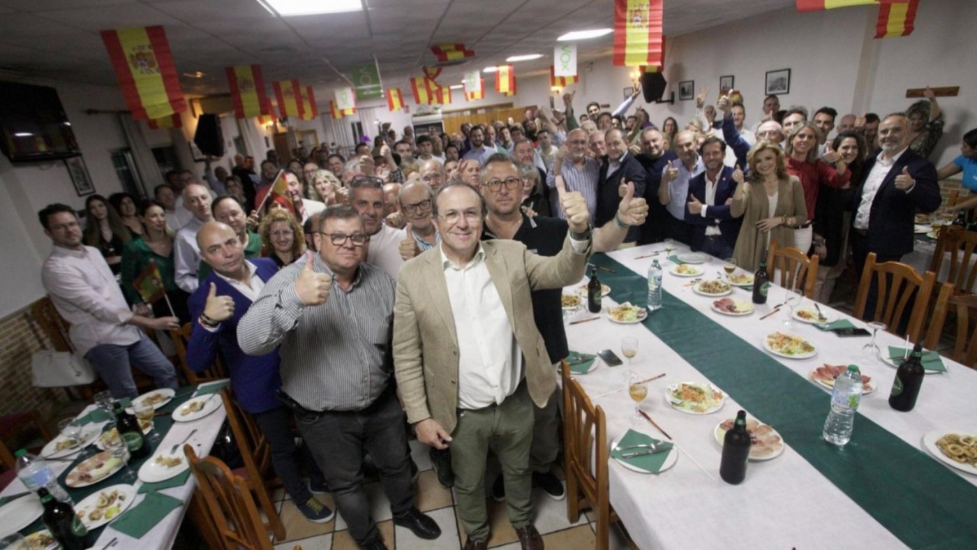 Vox ficha a cerca de 200 cargos y afiliados de PP y Cs en Murcia