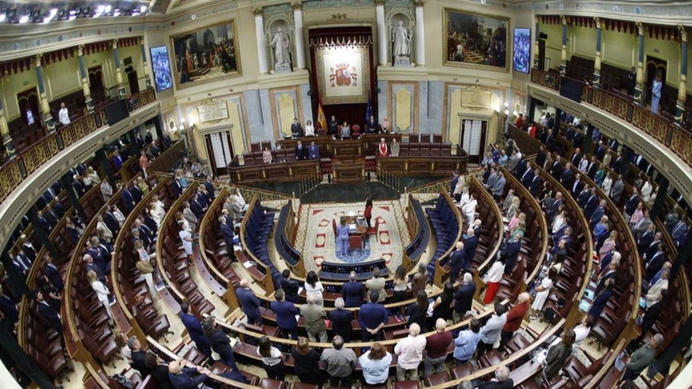 El Congreso tumba la moción de Vox sobre “prioridad nacional” con el rechazo del PP