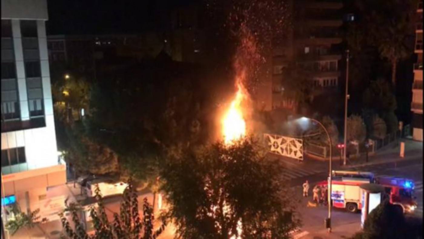 Incendio de contenedores en Murcia