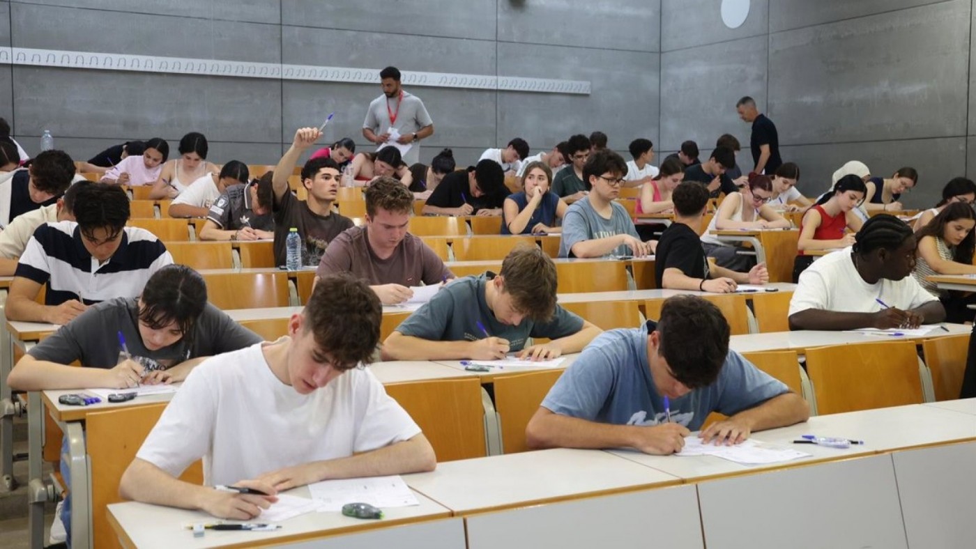 Bajan las notas de corte en la UMU, pero suben las preinscripciones un 4%