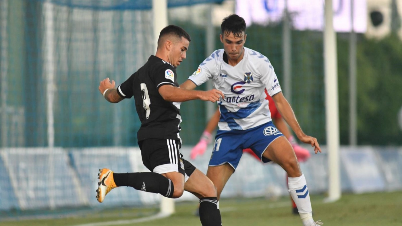 El Cartagena cae 0-2 contra el Tenerife en su tercer amistoso