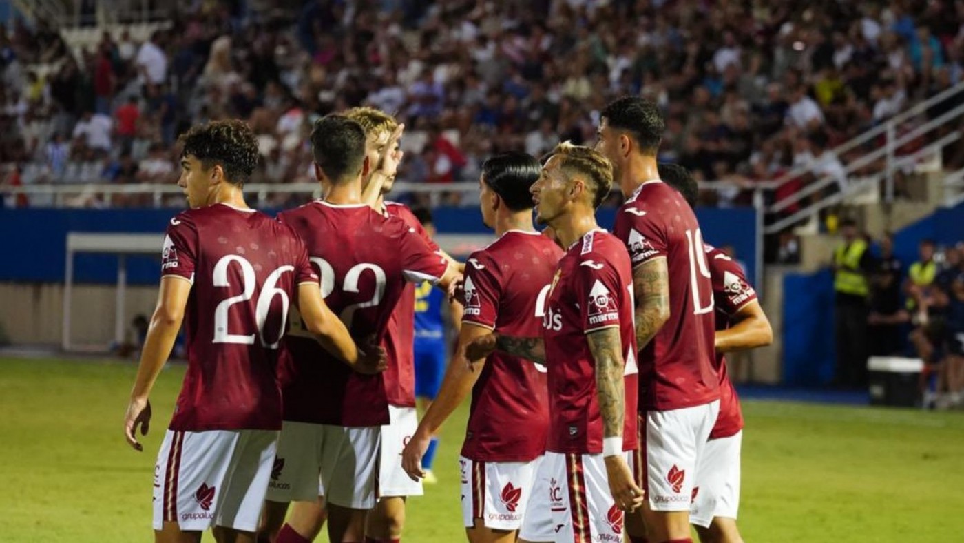 Primera victoria de la era Etxeberria con remontada ante el Lorca Deportiva