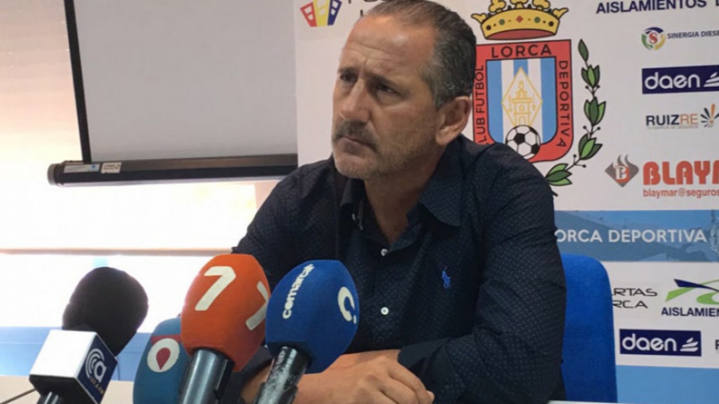 Manuel Palomeque, en su etapa como técnico del Lorca Deportiva