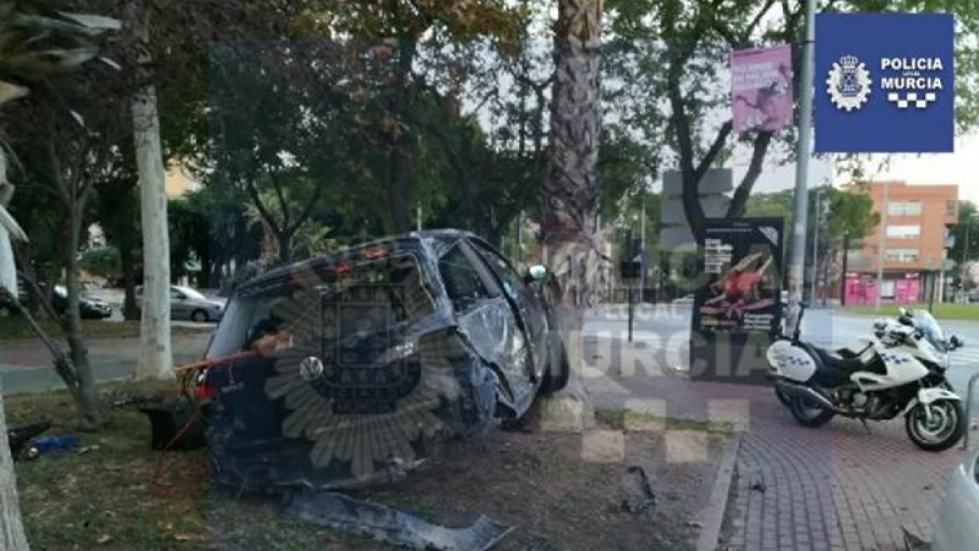 Dos conductores accidentados en la ciudad de Murcia dan positivo en el control de alcoholemia