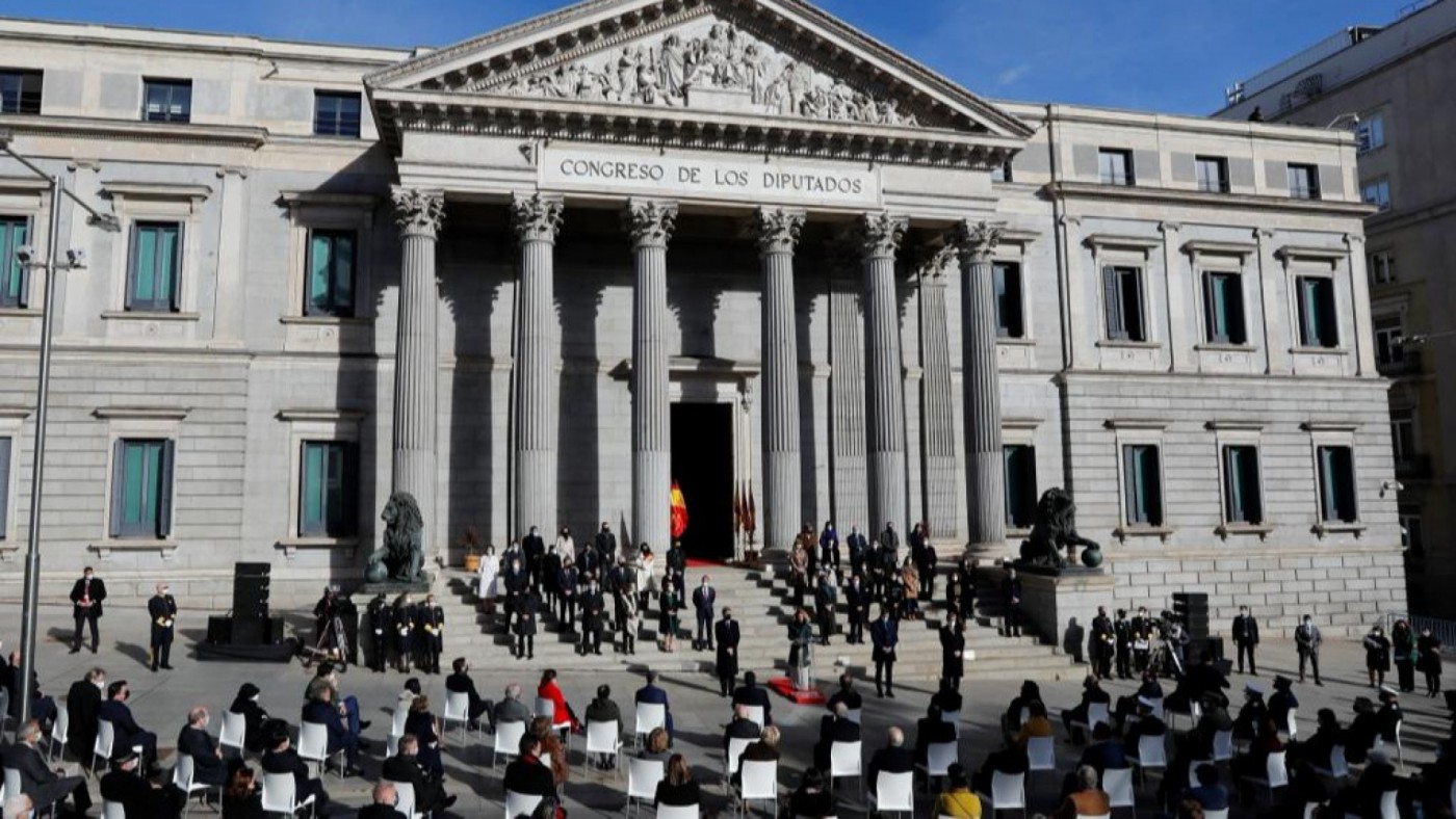 Sánchez y Casado celebran los 43 años de Constitución acompañados de ocho presidentes autonómicos
