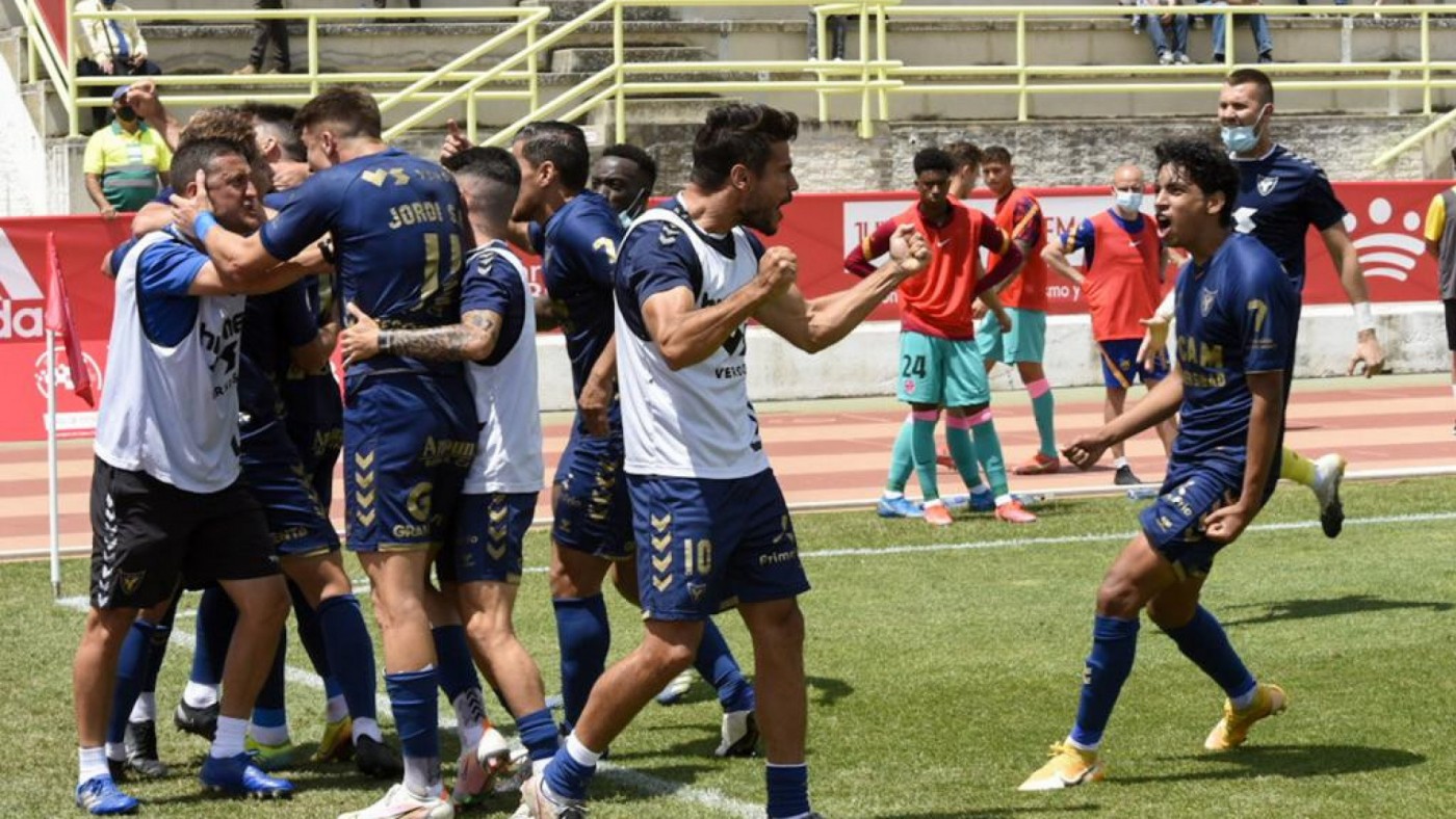 Biel Ribas lleva al UCAM a la siguiente fase del ascenso a 2ª