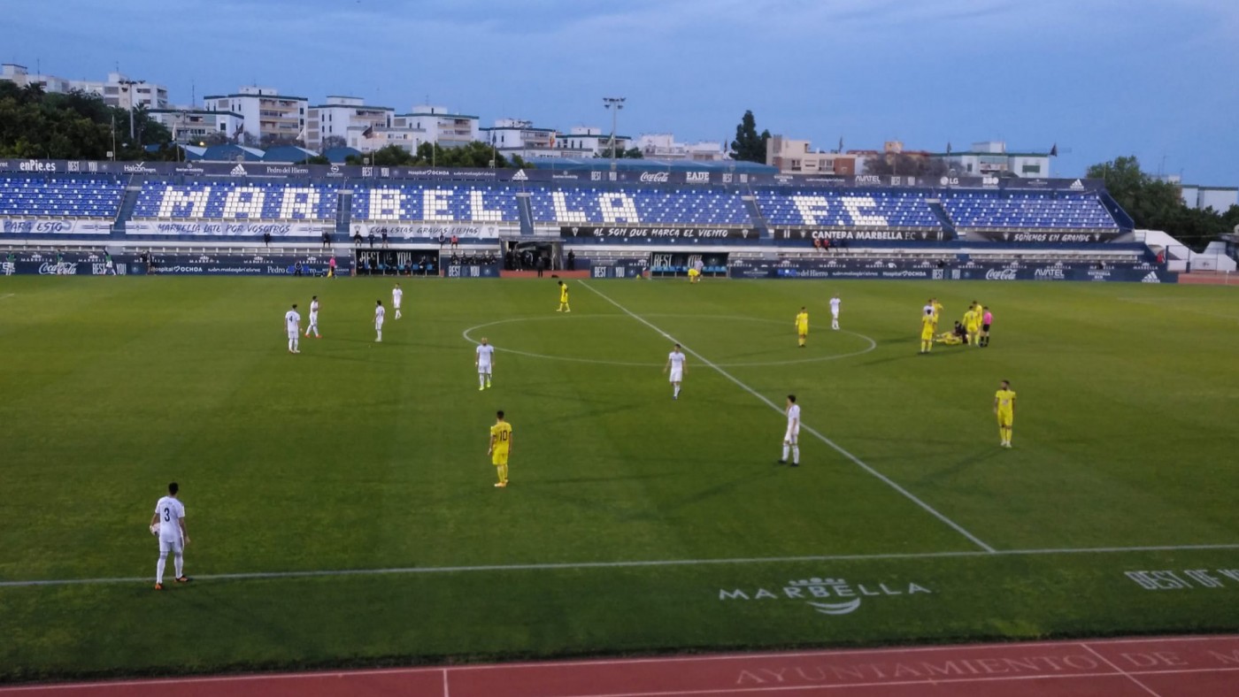 El Lorca Deportiva cae en Marbella y se queda casi sin opciones (2-1)