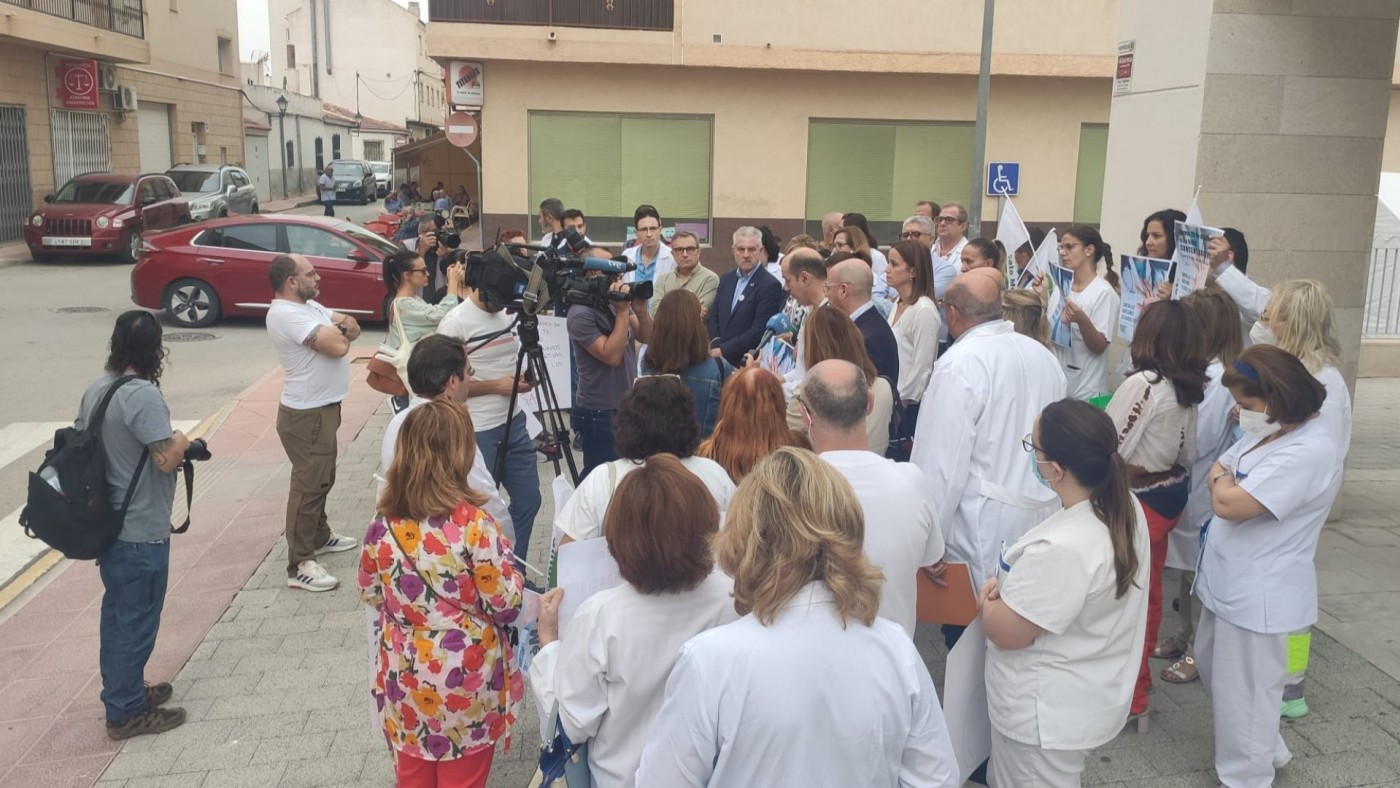 Concentraciones en los centros de salud para reivindicar más seguridad ante las agresiones a sanitarios