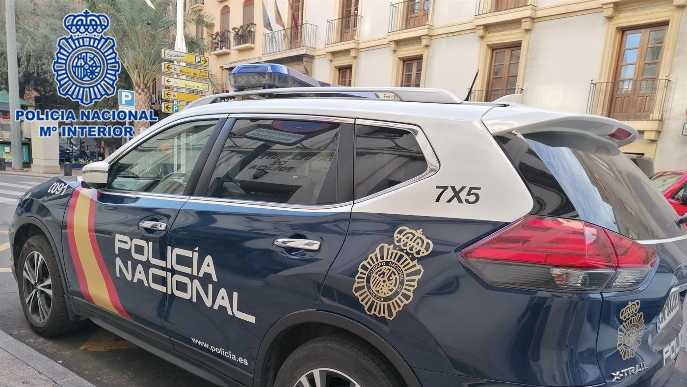 A prisión preventiva por robar la caja registradora y un móvil en un restaurante de Murcia