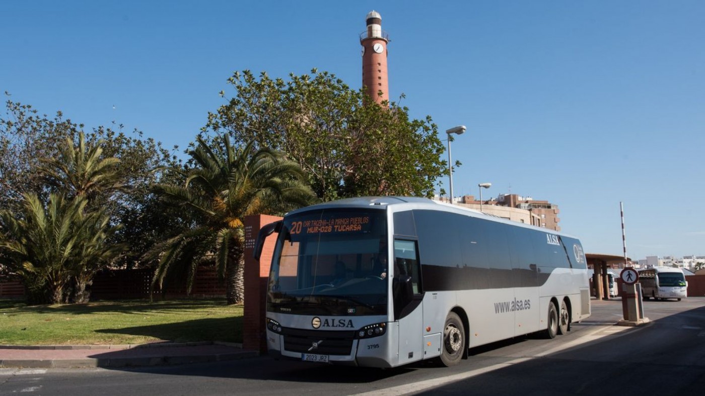 Se reactiva el servicio de autobús entre Cartagena y Murcia con La Manga