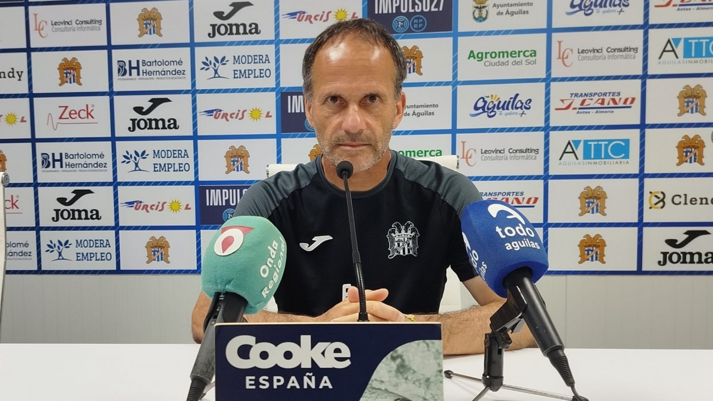 Fran Alcoy: "Estoy receptivo a continuar, pero entenderé lo que decida el presidente"