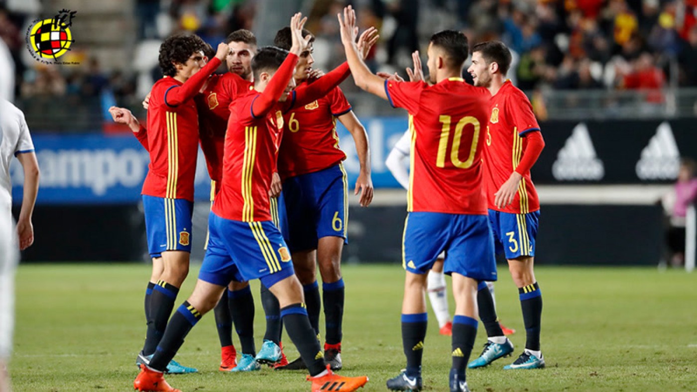 España gana a Islandia en Murcia (1-0)